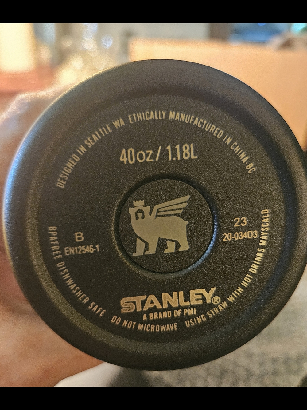 Stanley Black FlowState Tumbler with Handle - Picture 7 of 10